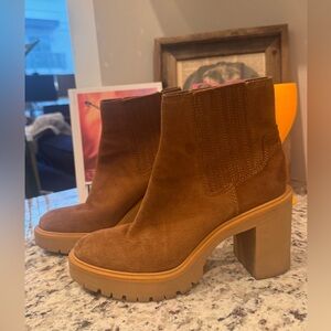 Dolce Vita Caster H2O Waterproof Lug Sole Platform Bootie Sz 7.5